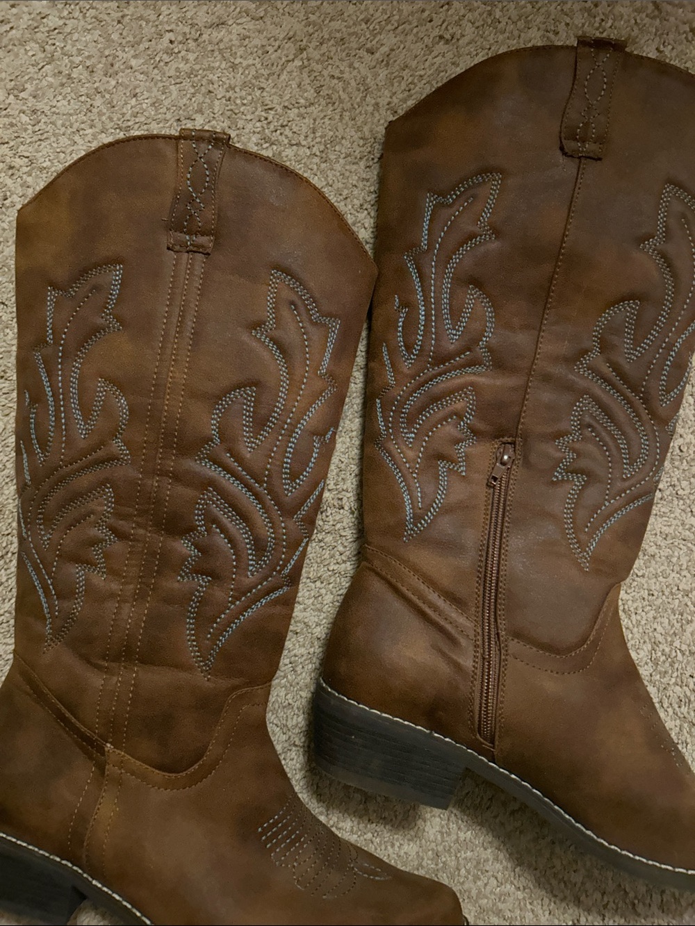 Classic Tall Women's Brown Suede Western Boots. 10. Great shape - Picture 2 of 8